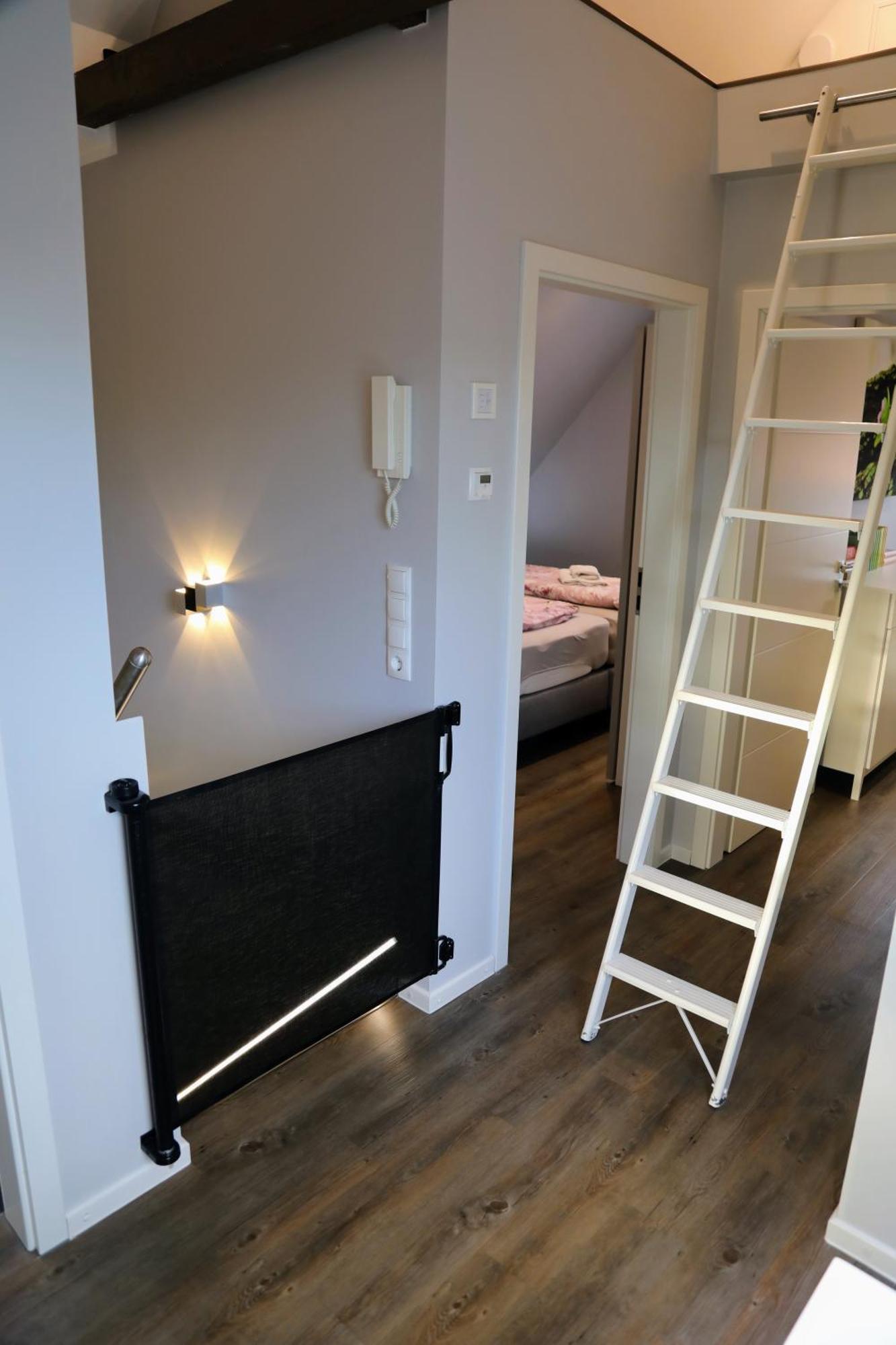 Eine Sehr Gemuetliche Dachgeschoss Ferienwohnung Ihlow  Exteriér fotografie